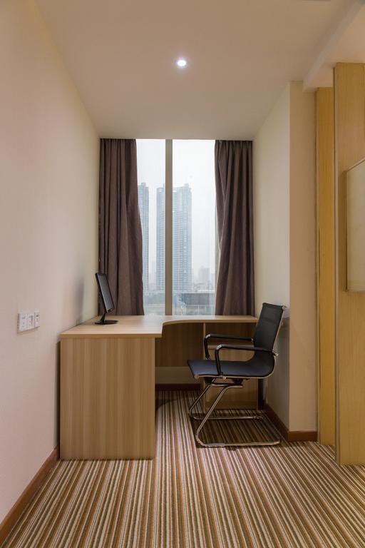 Yu Ting Hotel - Dong Chen Hotel Branch กวางโจว ภายนอก รูปภาพ